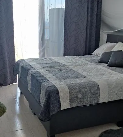 Na Plazy W لا مانغا ذيل مار مينور