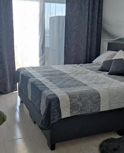 Na Plazy W 라망가델마르메노